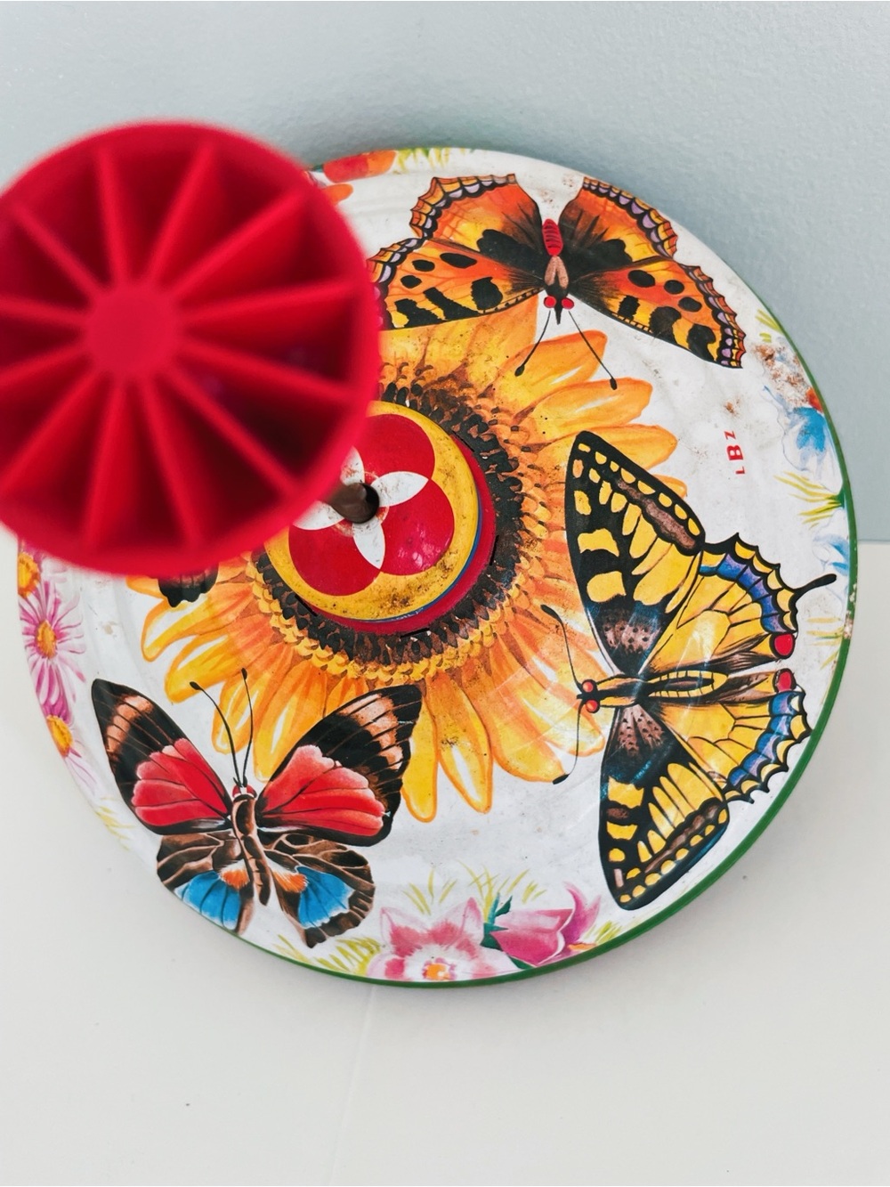 Vintage LORENZ BOLZ ZINDORF Tin Litho Spinning Top Butterfly Flower Toy Germany